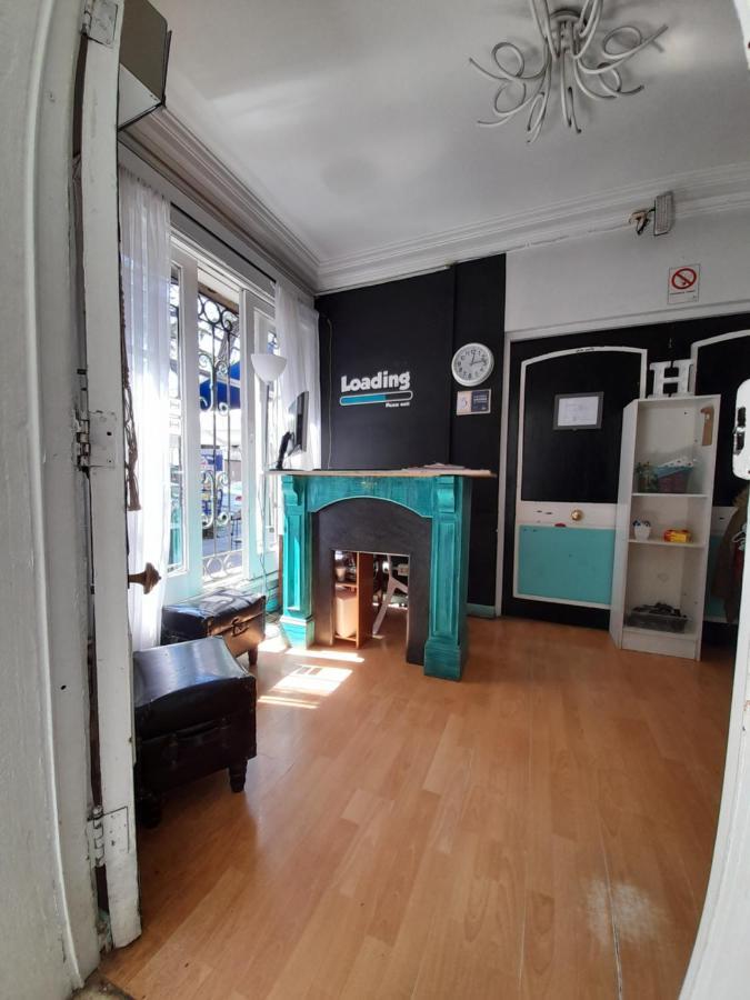 Atacama Hostel Backpackers Сантьяго Экстерьер фото