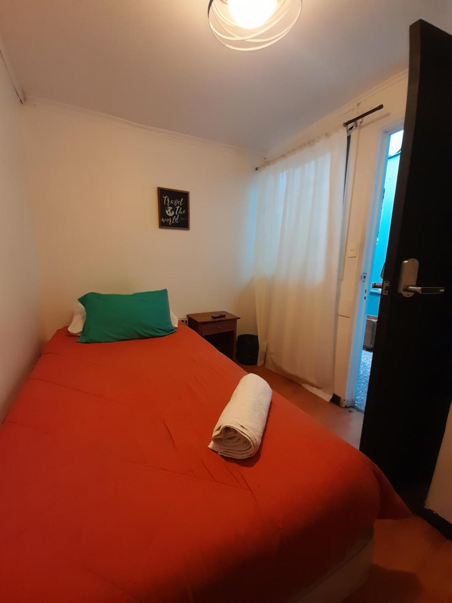 Atacama Hostel Backpackers Сантьяго Экстерьер фото