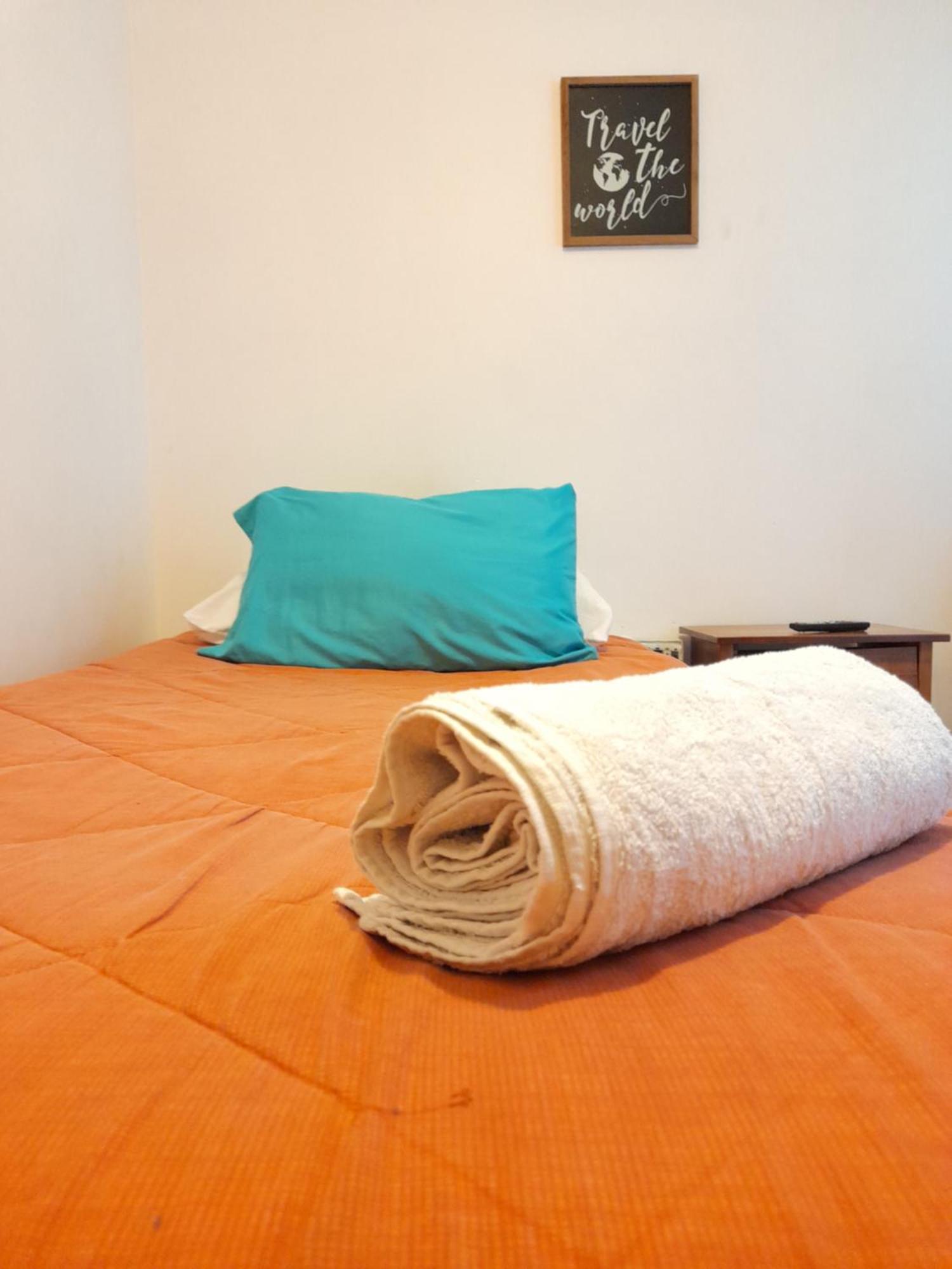 Atacama Hostel Backpackers Сантьяго Экстерьер фото