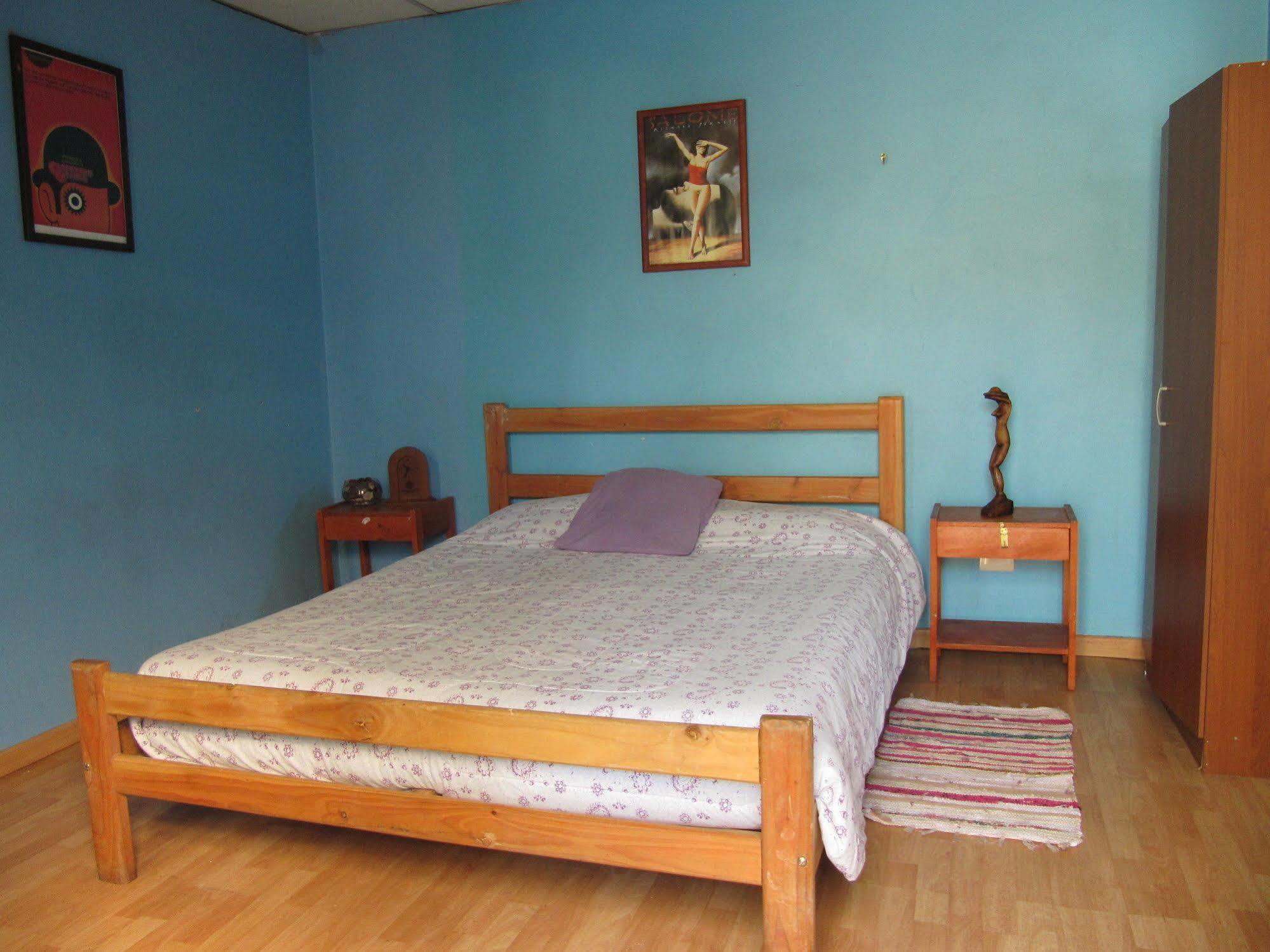 Atacama Hostel Backpackers Сантьяго Экстерьер фото