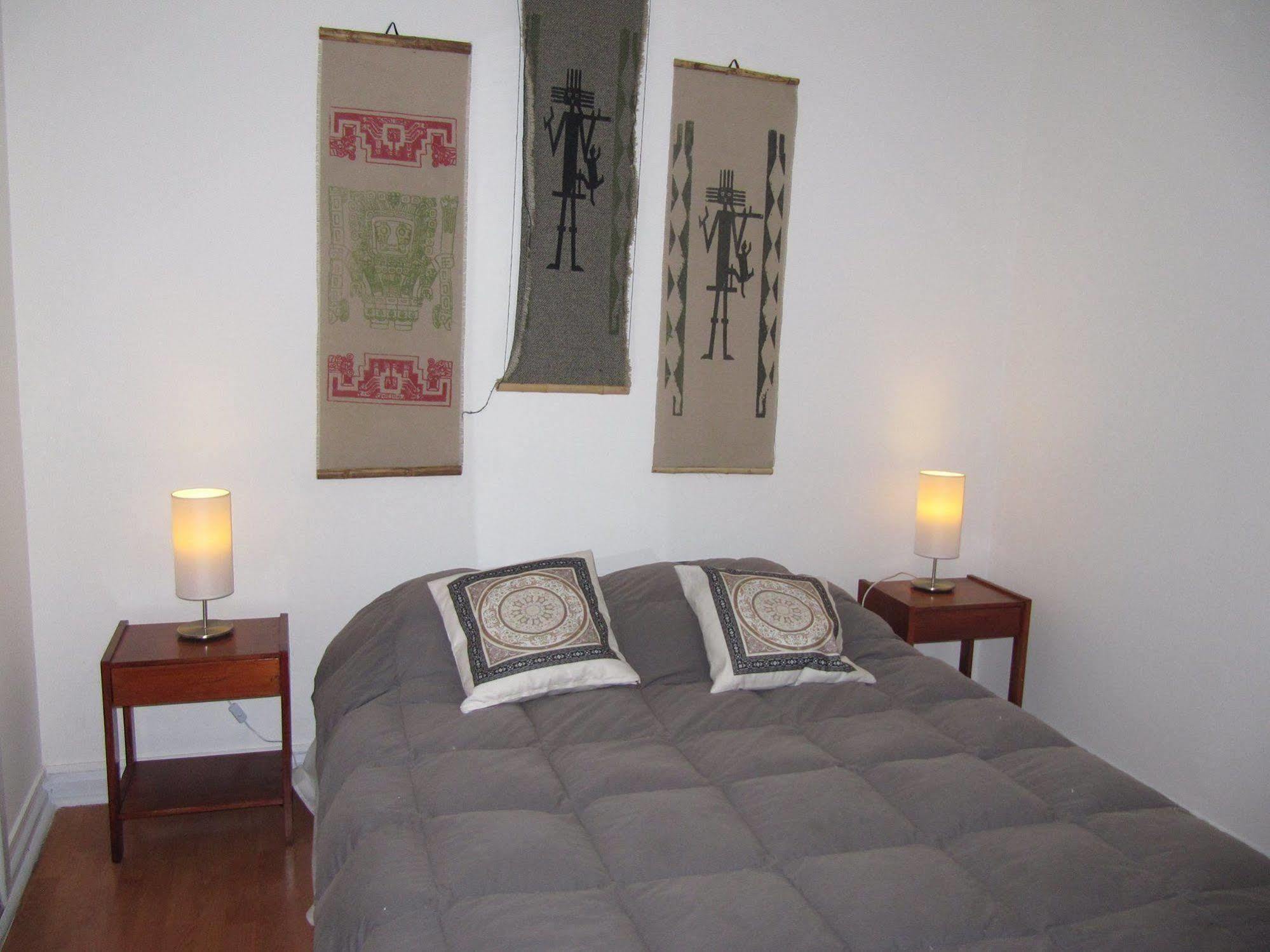 Atacama Hostel Backpackers Сантьяго Экстерьер фото