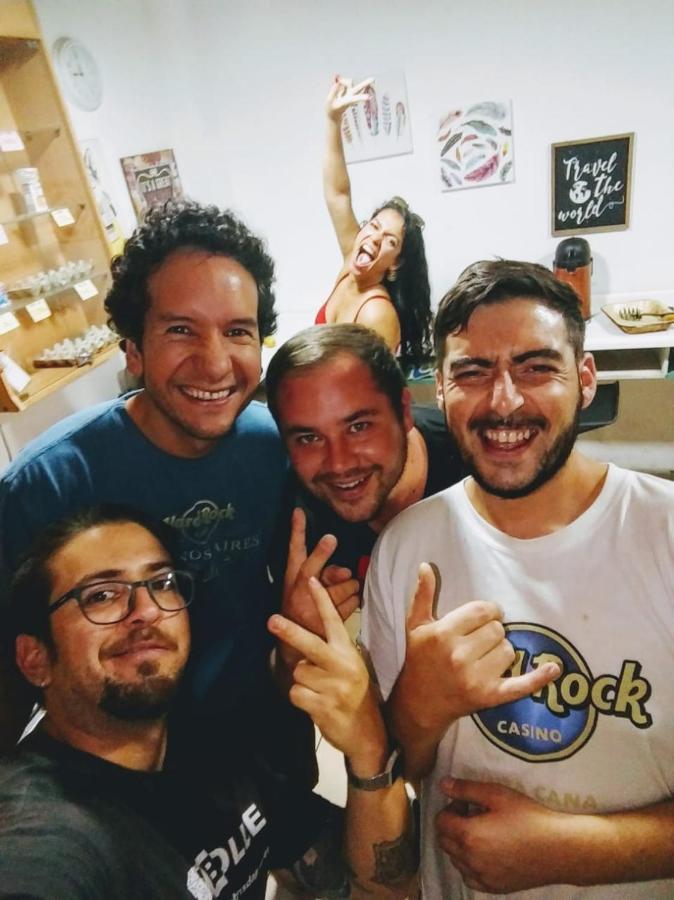 Atacama Hostel Backpackers Сантьяго Экстерьер фото